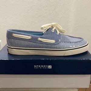 Women’s Sperry boat shoe
